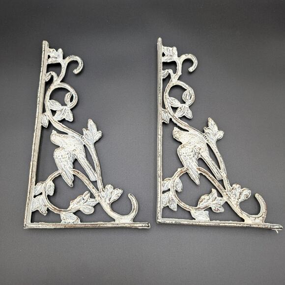 Metal Shelf Brackets Corbels Birds Off White Architectural Cottage Rustic READ - Picture 2 of 12